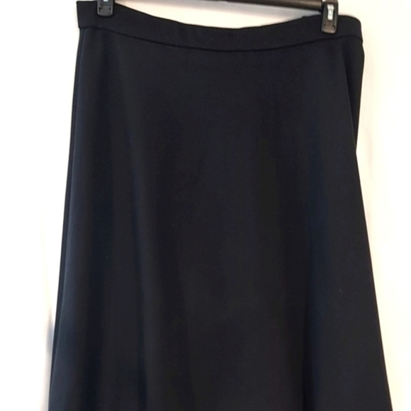 LANE BRYANT Modest Pullover Black A-LINE MIDI skirt sz 26 28 - Picture 4 of 9